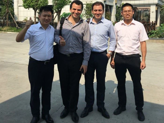 Customer visiting (4)